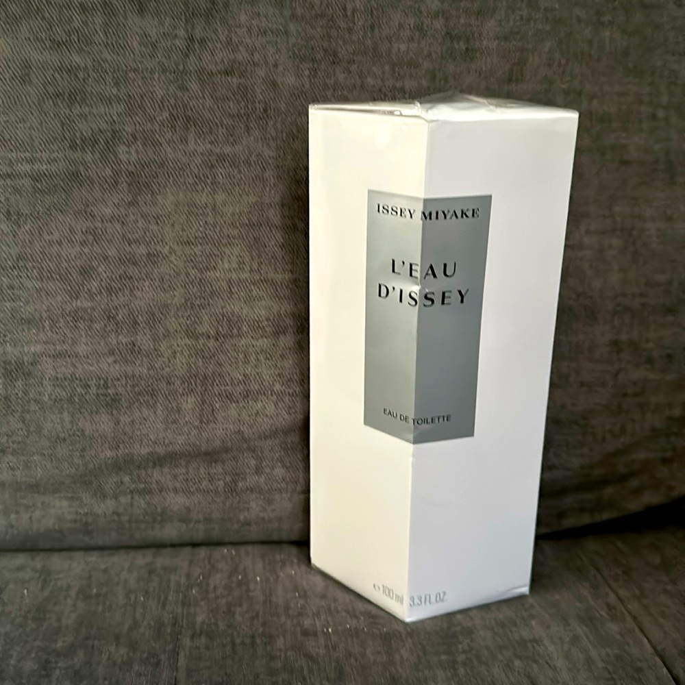Issey Miyake L’EAU D’ISSEY 3.3 FL. OZ.